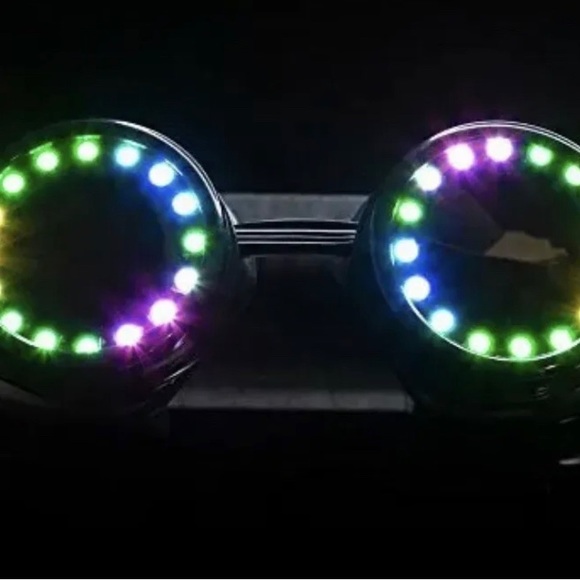 LED Pixel Pro Goggles - Programmable Rechargeable Light - Picture 4 of 8